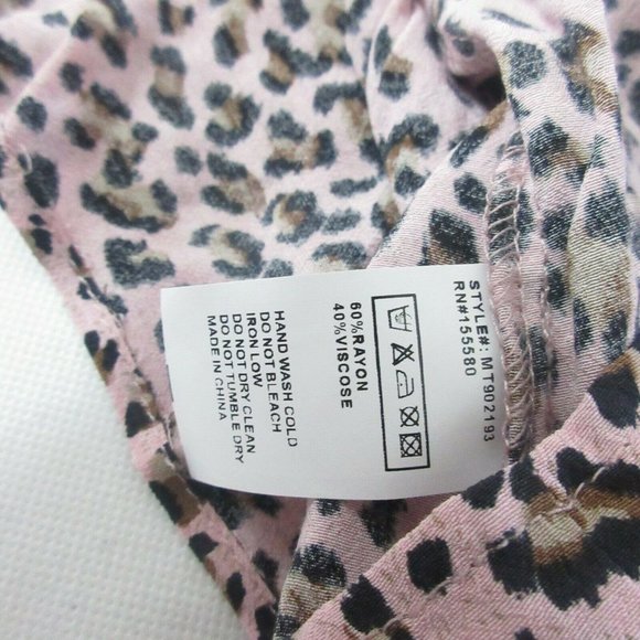 Free People Movement Top Small Off Shoulder Pink Cheetah Print Bell Sleeves $88 - Picture 8 of 9